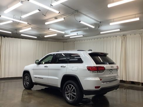 Used 2022 Jeep Grand Cherokee Limited image 9