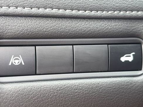 New 2026 Nissan Armada SL w/ Captain's Chari Seat Package RWD image 15