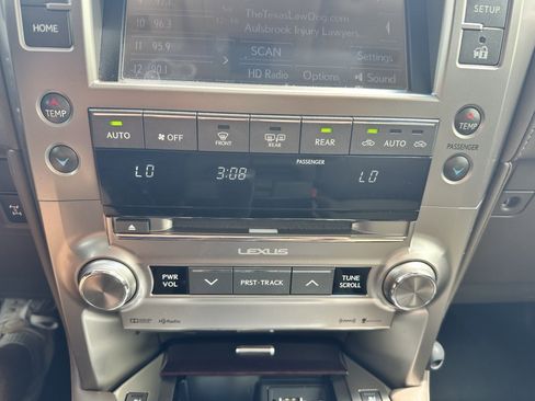Used 2017 Lexus GX 460 Premium AWD/4WD image 24