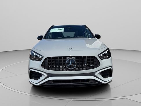 New 2026 Mercedes-Benz GLA 35 AMG 4MATIC image 8