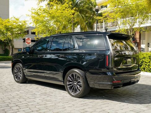 Used 2025 Cadillac Escalade Sport Platinum w/ LPO, ONYX Package image 21