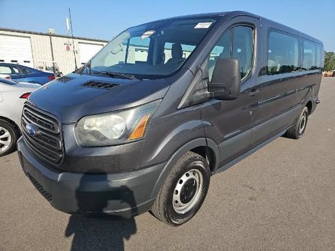 Used 2017 Ford Transit 350 XL RWD image 4