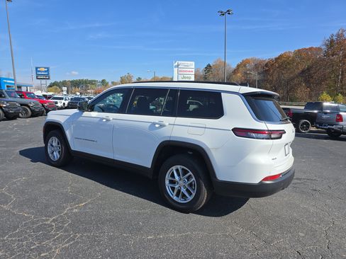 New 2025 Jeep Grand Cherokee L Laredo w/ Luxury Tech Group I image 3