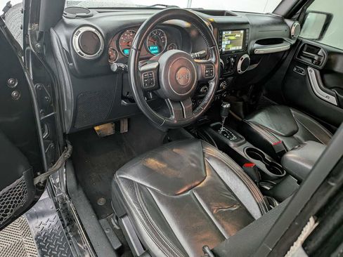 Used 2017 Jeep Wrangler Unlimited Sahara w/ Connectivity Group image 2