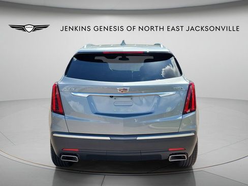 Used 2025 Cadillac XT5 Luxury FWD image 3