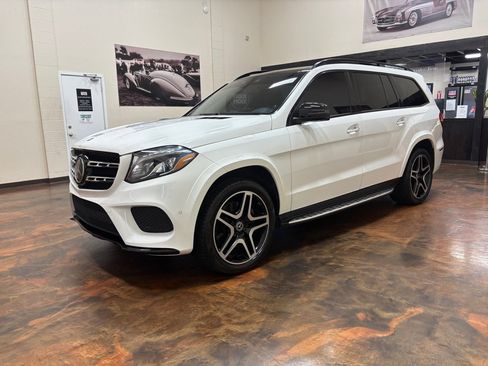 Used 2017 Mercedes-Benz GLS 550 4MATIC image 40