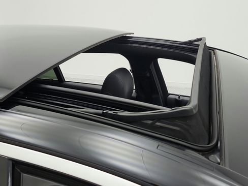 Used 2019 Mercedes-Benz E 450 4MATIC Sedan image 17