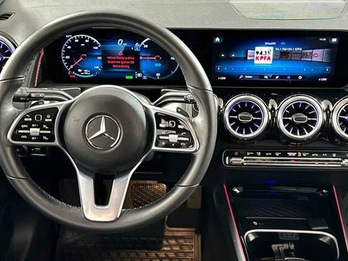 Certified 2023 Mercedes-Benz EQB 300 4MATIC image 16