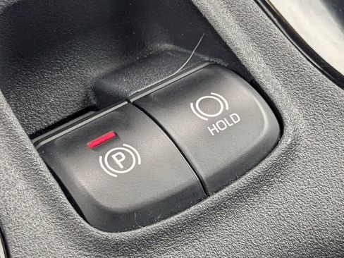 Used 2022 Toyota Corolla LE image 28