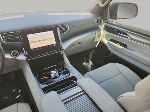 New 2025 Jeep Wagoneer Series III w/ Quick Order Package 25C Super image 14