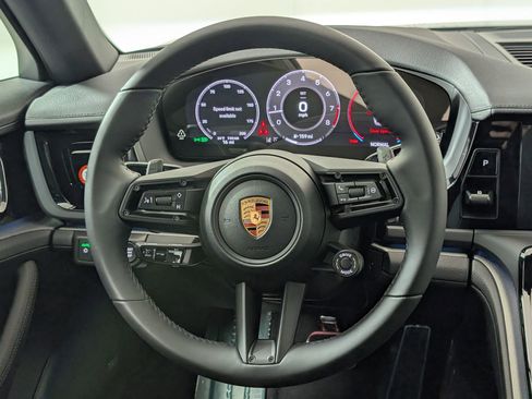 New 2026 Porsche Panamera 4 image 19