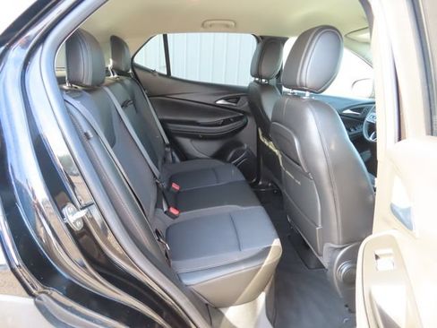 Used 2023 Buick Encore GX Select FWD image 27