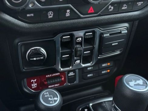 New 2026 Jeep Wrangler Willys AWD/4WD image 14