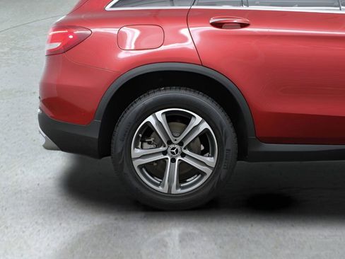Used 2019 Mercedes-Benz GLC 300 4MATIC image 39