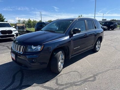 Used 2016 Jeep Compass Sport w/ Power Value Group FWD image 2