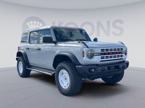 New 2026 Ford Bronco Heritage Edition AWD/4WD image 10