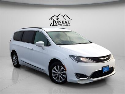 Used 2017 Chrysler Pacifica Touring-L