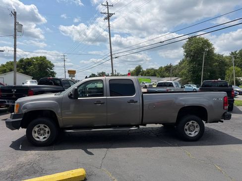 Used 2008 GMC Sierra 3500 SLE w/ Convenience Package AWD/4WD image 2