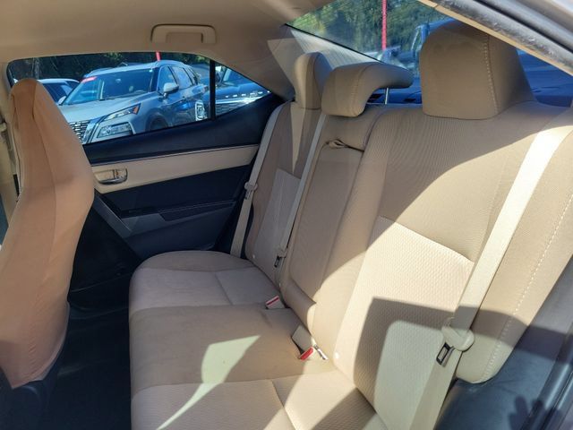 Used 2016 Toyota Corolla LE FWD image 10