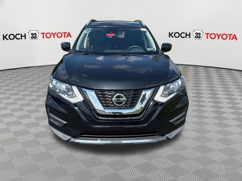 Used 2019 Nissan Rogue SV AWD/4WD image 2