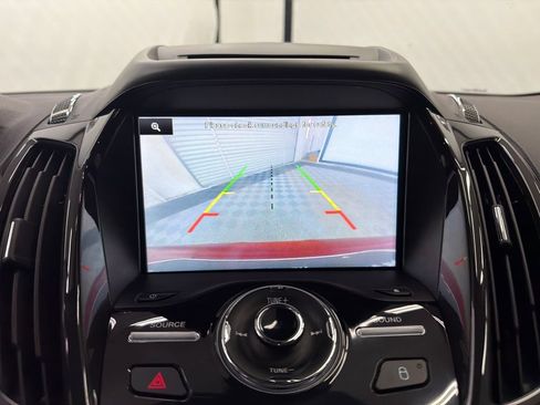 Used 2014 Ford Escape Titanium FWD image 31