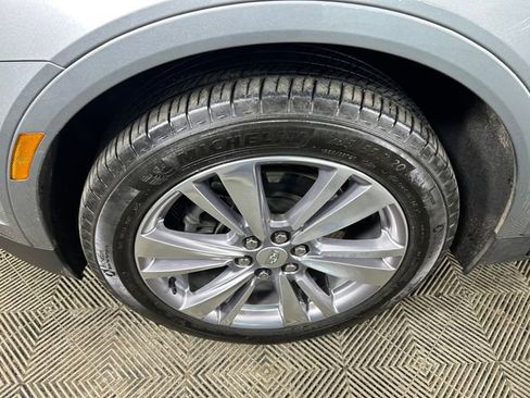 Certified 2024 Cadillac XT5 Premium Luxury w/ LPO, Floor Liner Package image 10