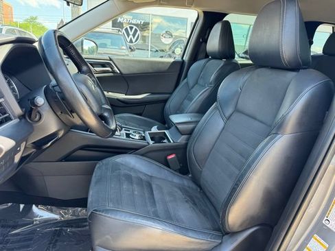 Used 2022 Mitsubishi Outlander SE AWD/4WD image 13