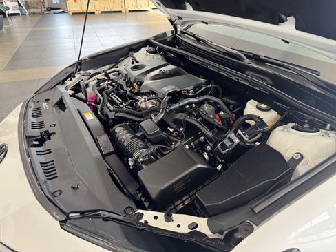 Certified 2025 Toyota Camry SE image 22