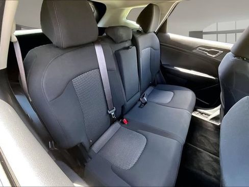 Used 2025 Kia Sportage LX FWD image 23