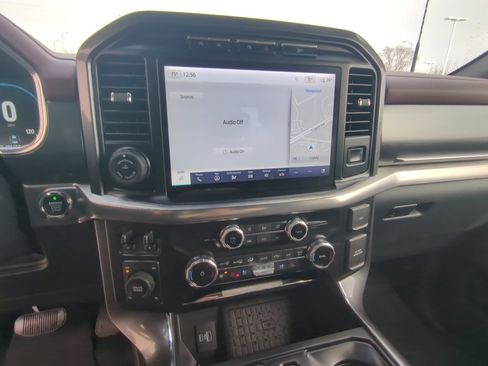 Used 2023 Ford F150 Lariat w/ Equipment Group 502A High image 19