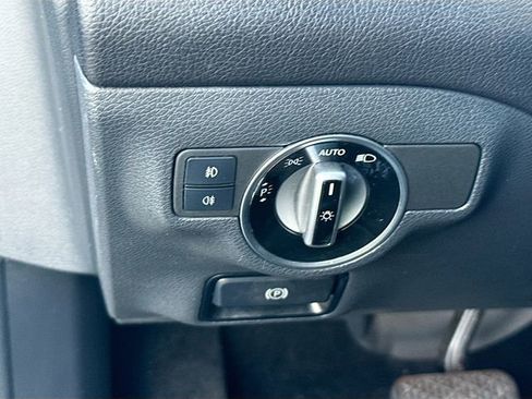 Used 2019 Mercedes-Benz GLA 250 4MATIC image 10