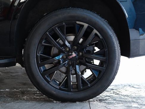 Used 2021 GMC Yukon Denali image 43