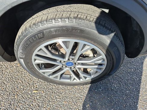 Used 2022 Ford Escape SEL image 21