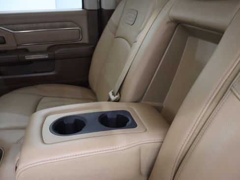 Used 2019 RAM 2500 Limited AWD/4WD image 43