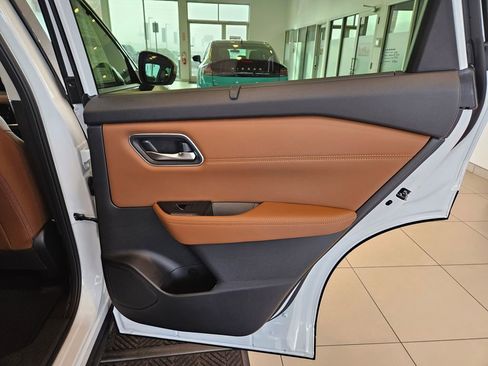 New 2026 Nissan Rogue Platinum image 29