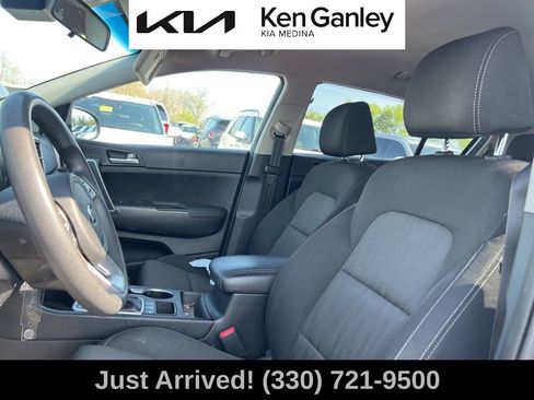 Used 2020 Kia Sportage LX AWD/4WD image 11