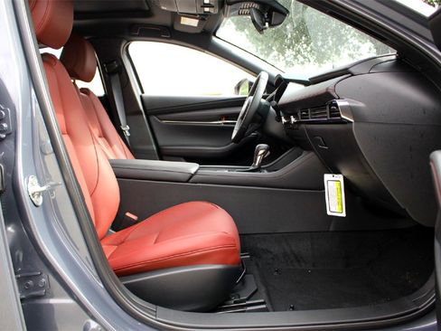 New 2026 MAZDA MAZDA3 Carbon image 13