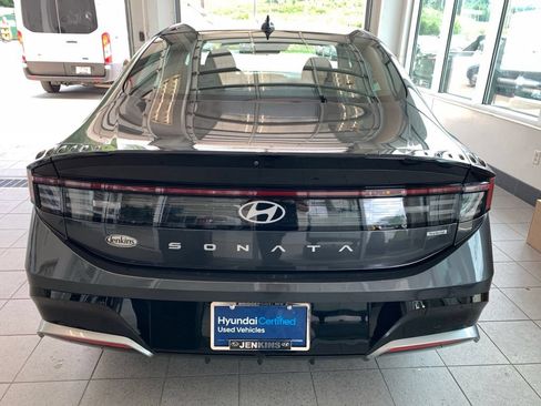 Certified 2024 Hyundai Sonata SEL FWD image 14