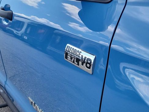 Used 2019 Toyota Tundra SR5 w/ TRD Sport Package AWD/4WD image 7