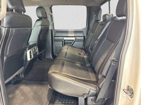 Used 2019 Ford F250 Lariat w/ Lariat Ultimate Package AWD/4WD image 5