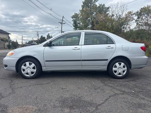 Used 2007 Toyota Corolla CE image 2