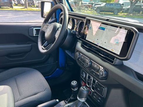 New 2026 Jeep Wrangler Unlimited Sport image 29