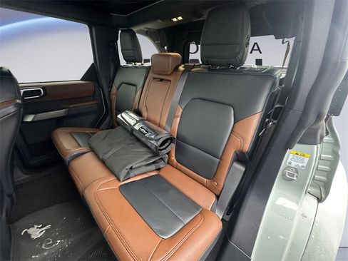 Used 2023 Ford Bronco Outer Banks image 16