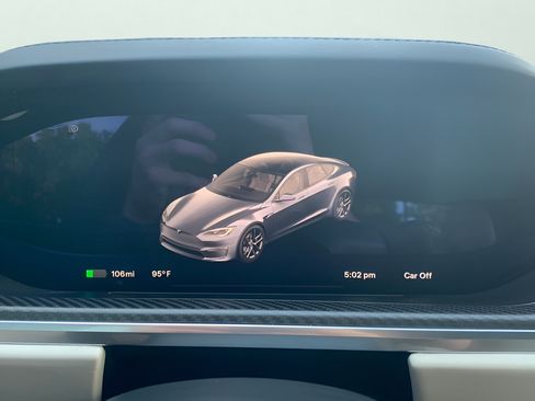 Used 2023 Tesla Model S Plaid AWD/4WD image 19