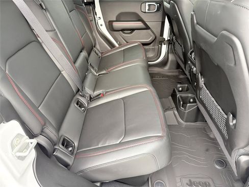 New 2026 Jeep Gladiator Rubicon AWD/4WD image 14