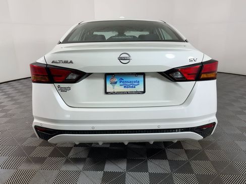 Used 2023 Nissan Altima 2.5 SV image 7