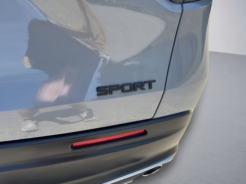 Used 2025 Honda HR-V Sport image 27