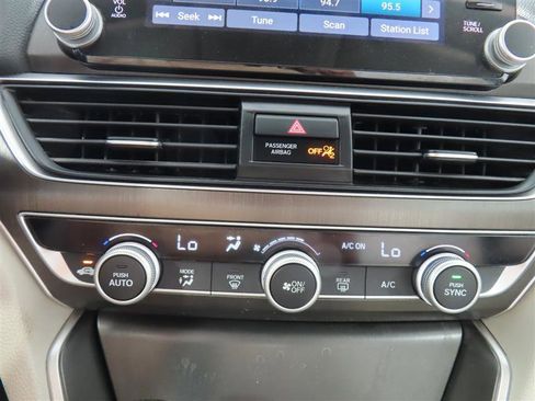 Used 2021 Honda Accord LX image 26