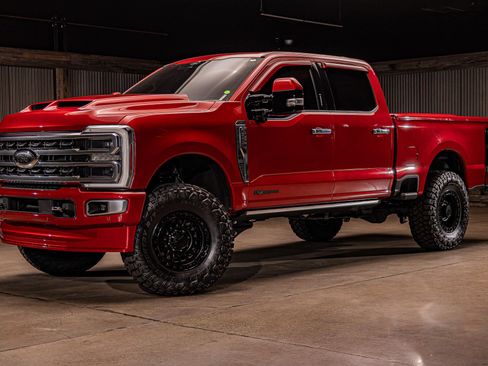 Used 2024 Ford F250 Platinum w/ Tremor Off-Road Package AWD/4WD image 5
