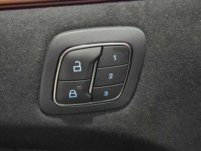 Used 2022 Ford Mustang Mach-E GT AWD/4WD image 9